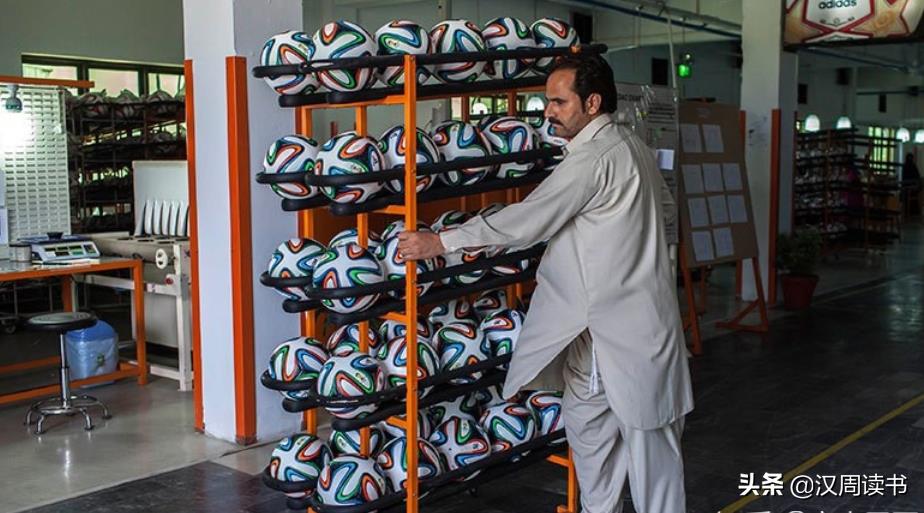 世界足球之乡景哪里（猜国家：绿巨人、世界足球之都、愁眉苦脸的新娘）