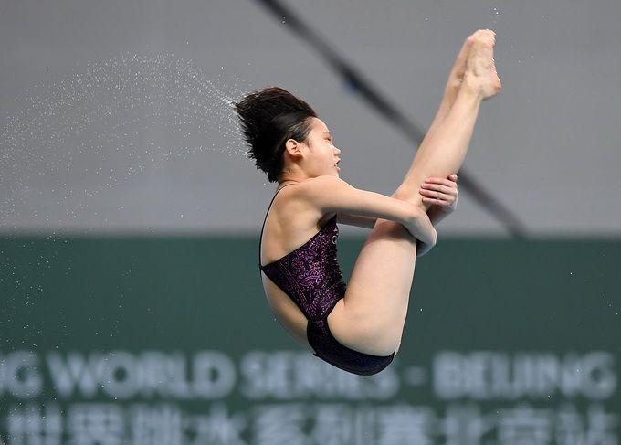 2016世界杯女子跳水（世界杯女子单人10米跳台摘金 14岁北京姑娘张家齐首夺世界冠军）