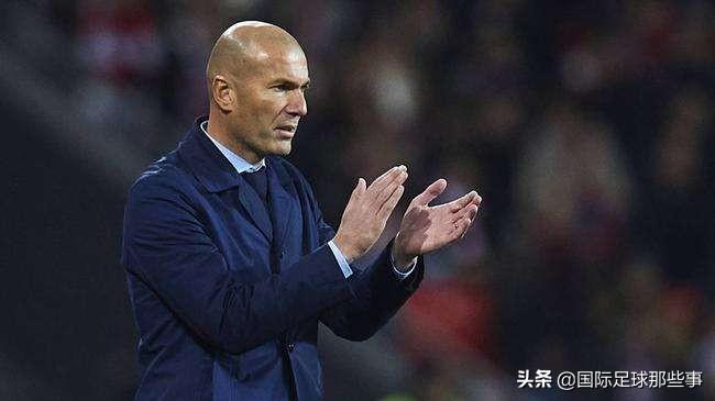 战舰足球质量怎么样(新银河战舰质量差?皇马名宿直戳佛爷痛处,除阿扎尔外都不合格)