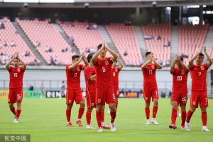 日本足球和韩国足球历史战绩（日本队3-0大胜韩国，拿下东亚杯冠军，国足排名第三）-华海博客