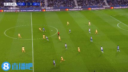 奥布拉克扑单刀（半场-马竞防线多次被打穿0-2落后波尔图 奥布拉克两扑单刀）