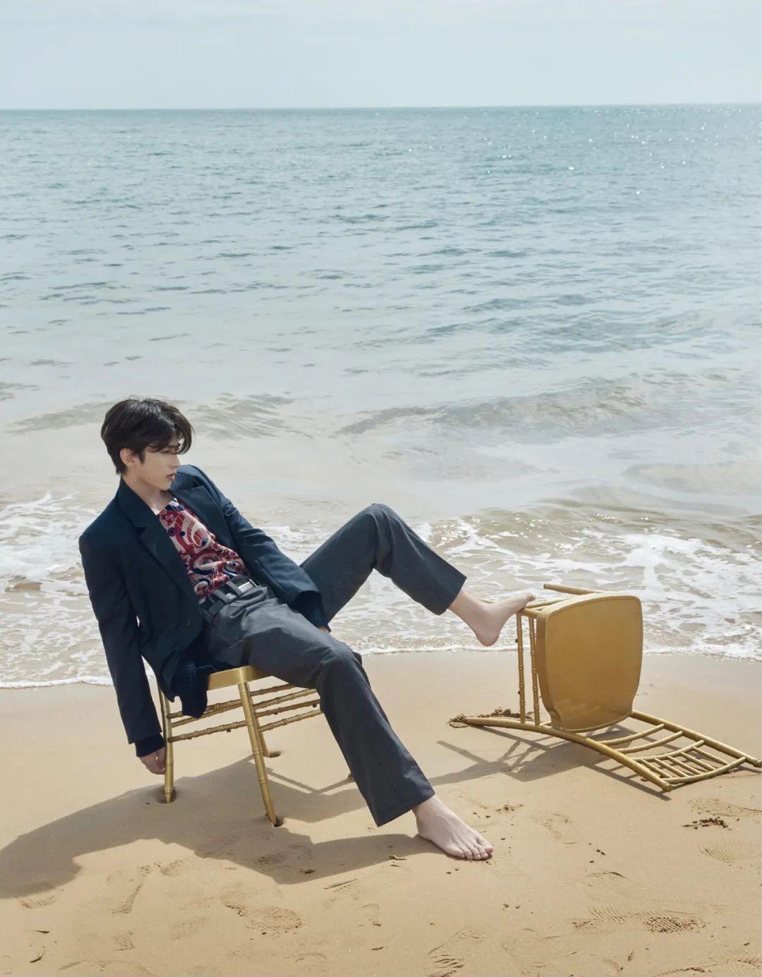 nba推广大使蔡徐坤（蔡徐坤回应被前公司“讨钱”，称并非最终结果，网友纷纷为其说话）