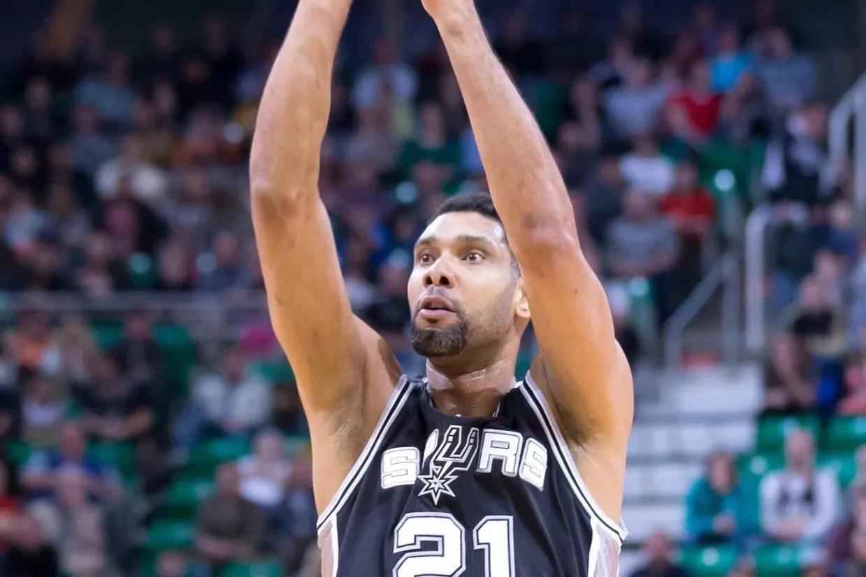 詹姆斯几次总冠军对手(美媒列出了詹姆斯在总决赛击败的十名强敌,按实力排名谁被高估了)