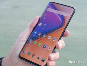 给父母买什么手机性价比高（适合爸妈用的手机推荐）-华海博客