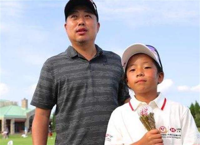 刘国梁事件来龙去脉是什么(2017年,刘国梁揭秘卸任总教练风波:主动辞职不愿从政)