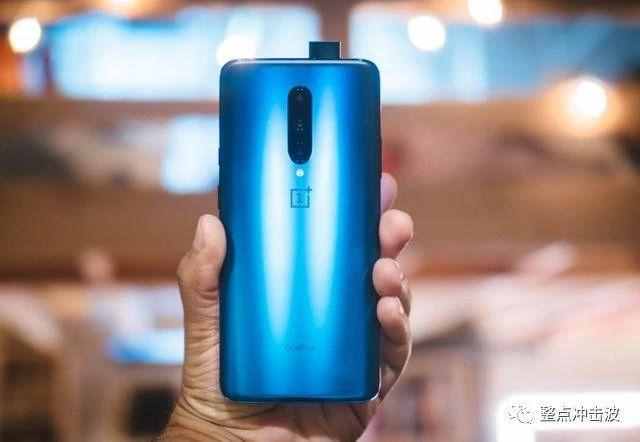 给父母买什么手机性价比高(适合爸妈用的手机推荐)