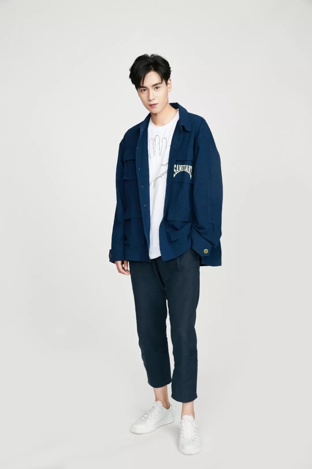 胡一天挂空挡甩来甩去（今日爆料：教主劈腿的旧料？胡一天被雪藏？）