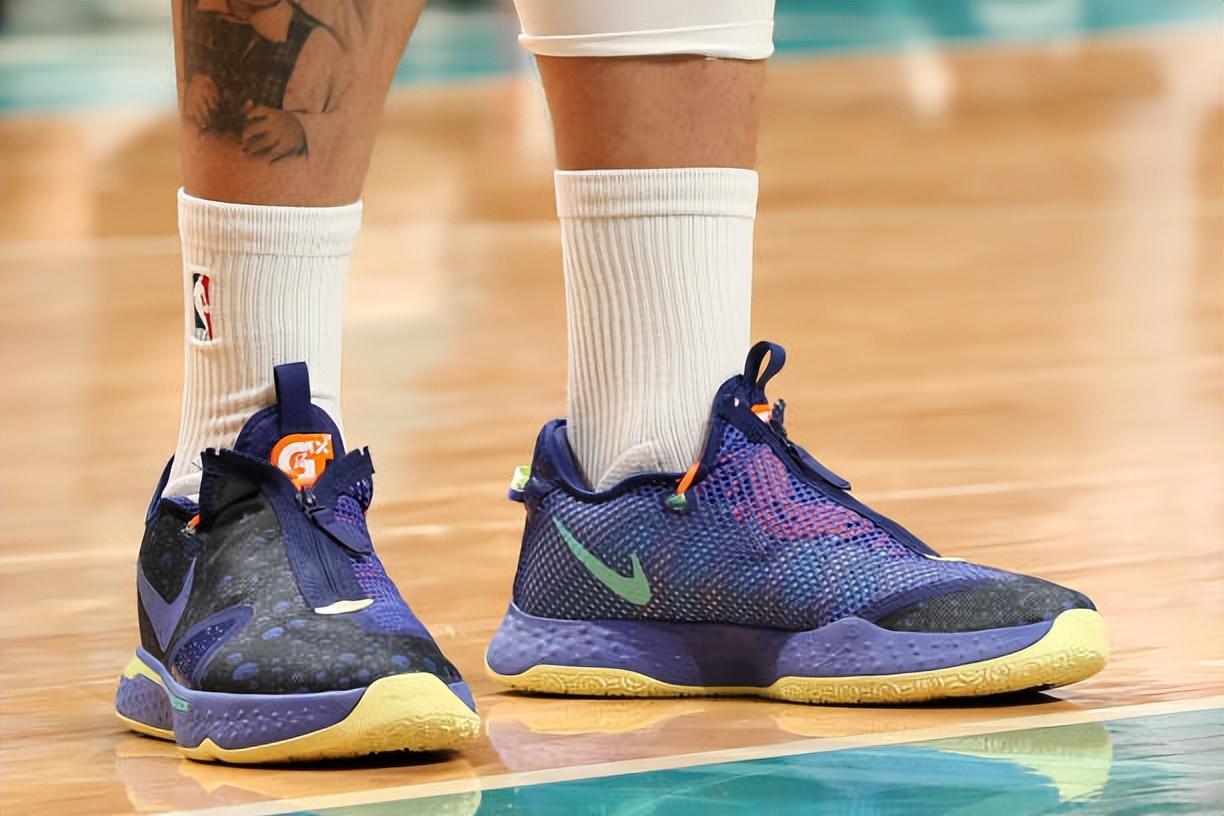 耐克篮球鞋都有哪些明星款(莫兰特、维金斯NBA明星球员季后赛穿了哪些Nike乔丹篮球鞋?)