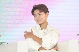 王霜站爸爸身边乖巧可爱（那个在国少队每天哭着给家里打电话的女孩，现在成了“楷模王霜”）-华海博客