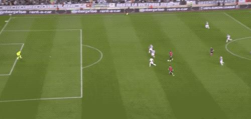 C罗空门不进全队最低分(8射0进球+空门不进!C罗首发打弱旅还哑火 赛季33射只进一粒点球)