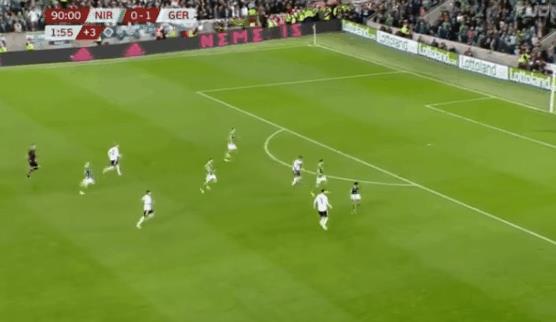 德国2-0北爱尔兰(欧预赛:德国客场2:0击败北爱尔兰 暂升C组第一)