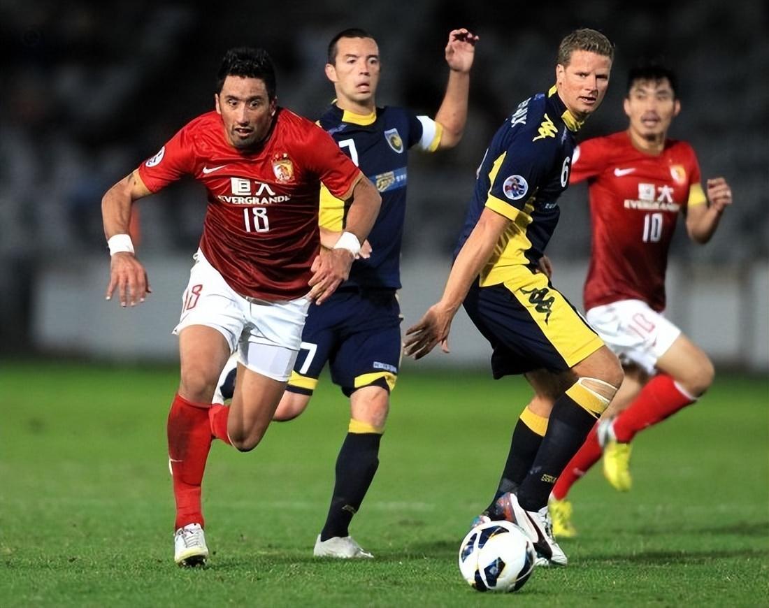 卢卡斯·巴里奥斯(37岁恒大旧将宣布退役!集齐三座冠军奖杯,仍遭中国球迷唾弃)