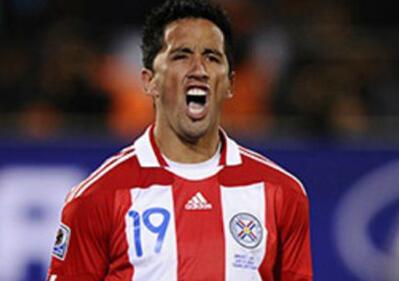 卢卡斯·巴里奥斯（11年前，出战了世界杯的那支巴拉圭国家队，依然有11位国脚没退役）