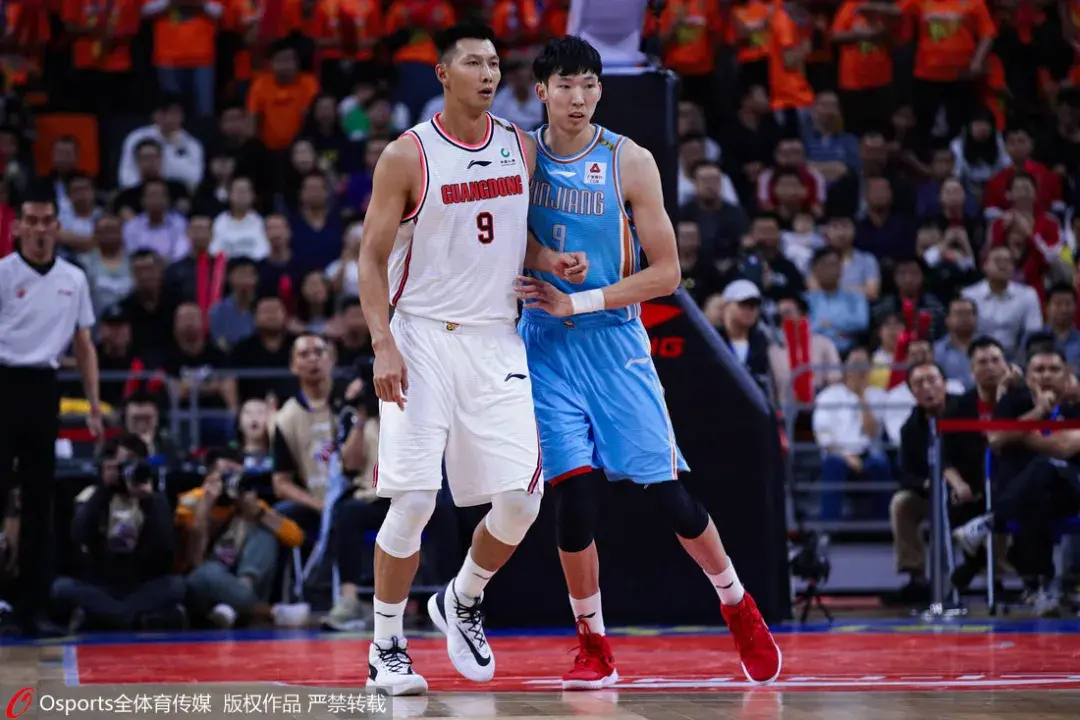 易建联力压周琦当选常规赛mvp（阿联力压周琦荣膺MVP合理吗？到底谁是当今CBA第一内线）