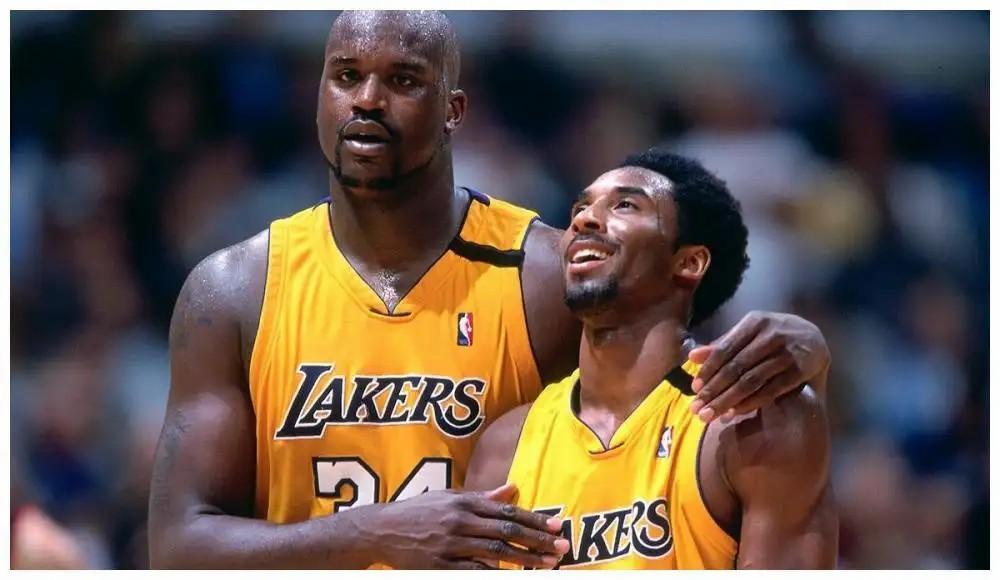 篮球比赛科比球员分析图（NBA最好的冠军搭档，为何科比生涯荣誉更胜一筹，对比给出答案）