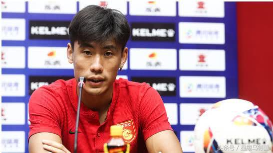 被众多现役国脚怒怼（身价1.5亿的国脚回击“解散国足”：有些人不看球，却爱落井下石）