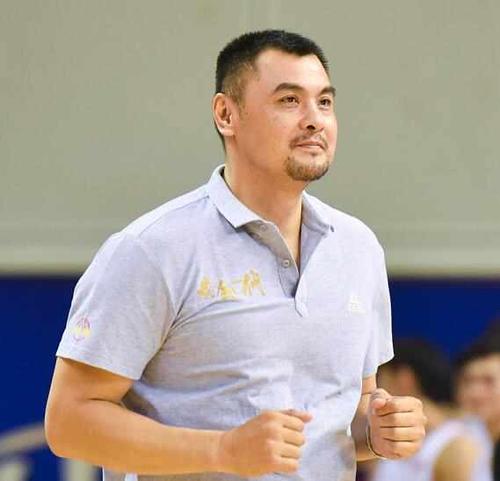 nba为什么没有刘玉栋（未能进入NBA是永远的遗憾？巅峰时期的战神刘玉栋为什么无缘NBA？）