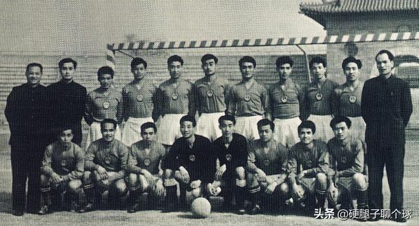 中国男足第一次进世界杯战绩（细数国足历史上，那些令人难忘的第一次）