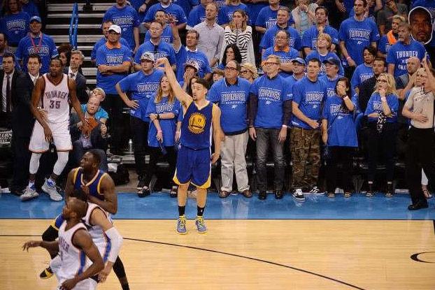 汤普森单节得分记录（汤普森5大纪录：单场14记3分不算啥，单节百分百命中率37分成神）