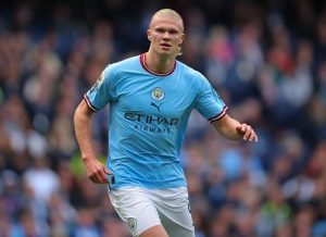 现在世界足球巨星排名前十名是谁（梅西第1+C罗第3，足坛百大巨星前十出炉，这个排名是否合理？）-华海博客