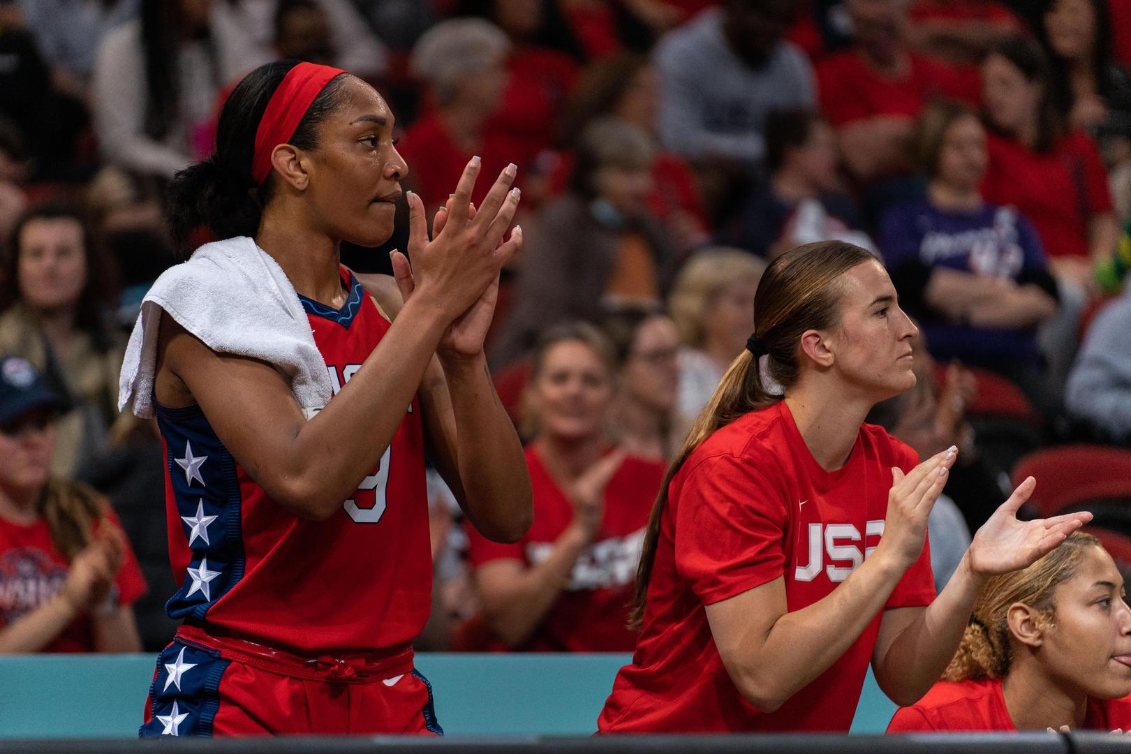 美国篮球奥运会输给了哪个国家（单场145分破纪录！狂胜韩国76分的美国女篮有多凶残？近26年只输1场……）