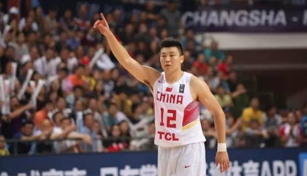 2017cba哪个队得第一（厉害了，李根！再创一个“第一”，成为CBA首位在两支球队都夺冠的球员！）