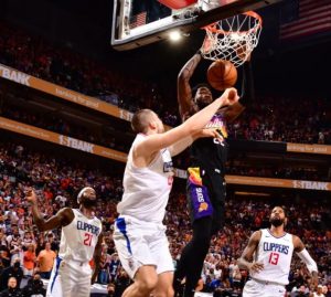 希伯杜感谢蒙蒂威廉姆斯（幕后功臣！太阳主帅绝杀前点名让艾顿扣篮 完美战术彰显执教能力）-华海博客