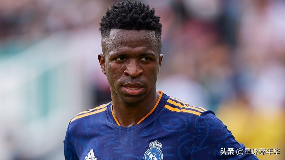 2022世界杯夺冠热门巴西阵容(看看巴西队有多强?世界杯夺冠大热门,2套阵容都顶级)