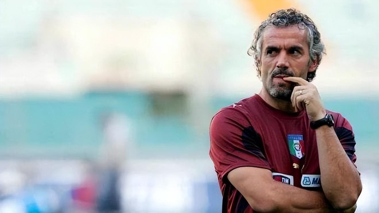 2022世界杯意大利预选赛成绩(昔日辉煌,但回不去了-2010年意大利卫冕失败)