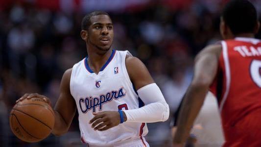 篮球全场怎么站位（篮球场上五个位置的作用和打法！别说没告诉你！）