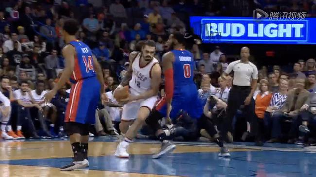 中国足球迷和篮球迷哪个更多(为什么中国的篮球迷多是球星粉,而足球迷多是球队粉?|懒熊涨姿势)