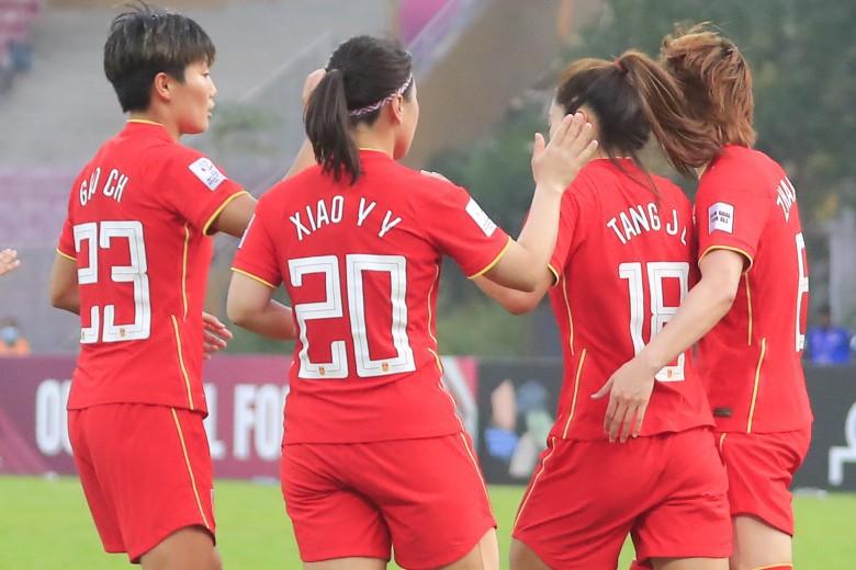 女足世界杯决赛几比几（女足3：2大逆转夺冠！水庆霞再现神奇换人，这功力甩贾秀全几条街）