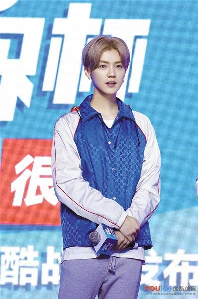 欧洲杯手机哪里看直播(用手机就能看世界杯直播)