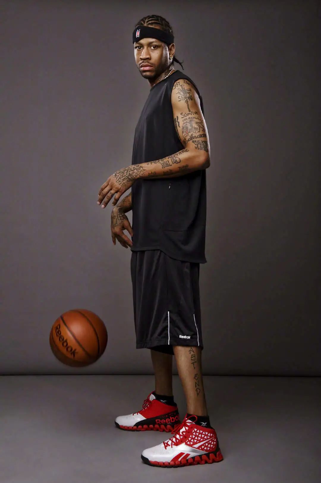 艾弗森球鞋系列（无冠也可奉为信仰的超级巨星！艾弗森未复刻签名鞋全盘点）