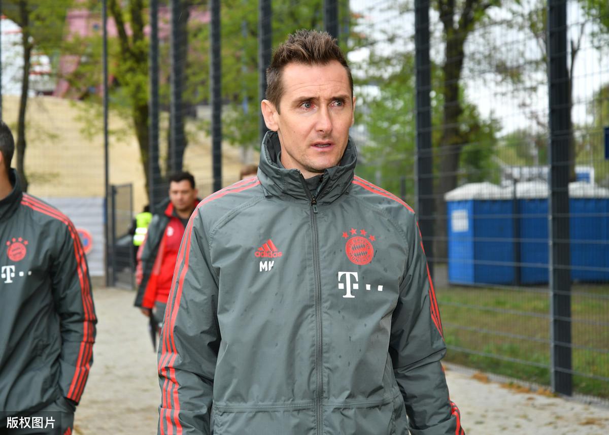 k神是谁足球运动员（绝对巨星｜世界杯第一射手，最纯粹足球的化身，不老K神）