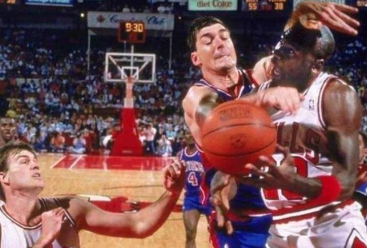 nba最脏球员排名（难以被接受！盘点NBA打球最脏的十大球星：前三名实至名归）