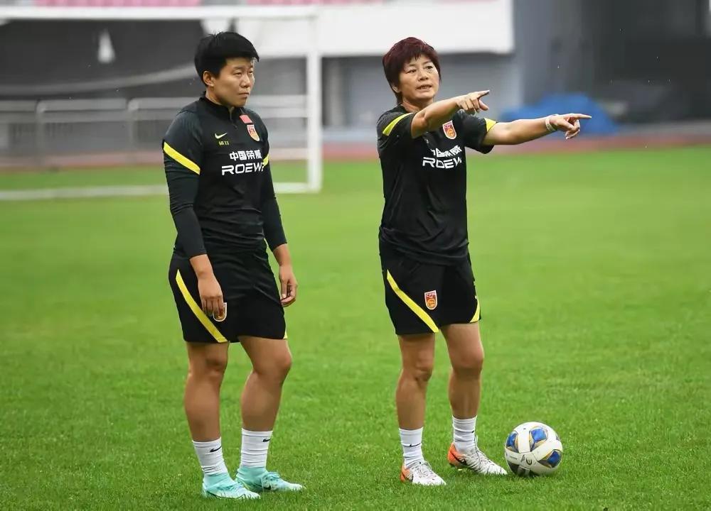 中韩女足决赛央视直播吗（央视调整转播，中国女足决战韩国队时间有变，水庆霞压轴王霜）