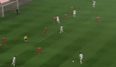 中国男足第一次进世界杯战绩（细数国足历史上，那些令人难忘的第一次）