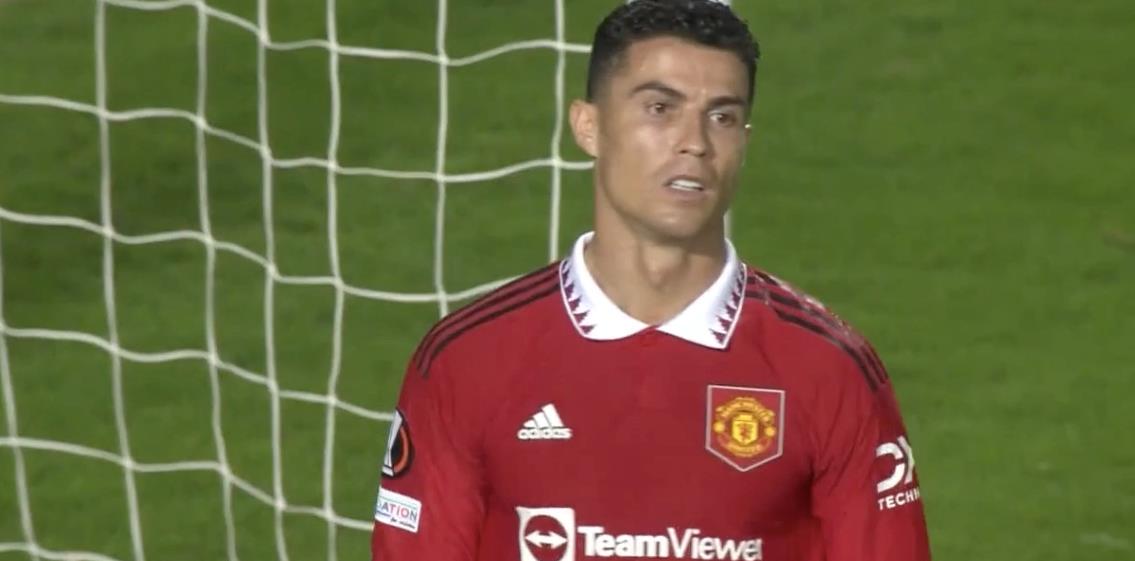 C罗空门不进全队最低分(8射0进球+空门不进!C罗首发打弱旅还哑火 赛季33射只进一粒点球)