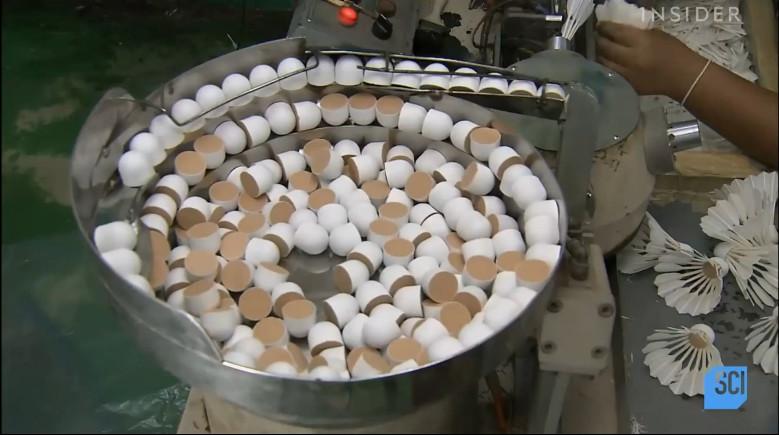 怎么做简单的羽毛球（看完羽毛球的制作过程，感觉不好好打球都有点对不住它）