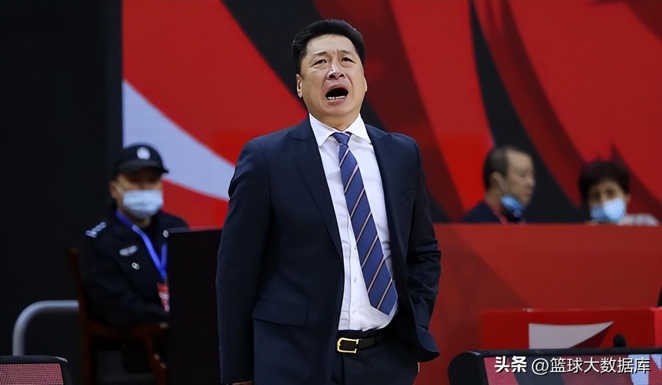 CBA各队教练（8家俱乐部完成换帅！CBA新赛季20支球队主教练全部确定，群雄逐鹿）