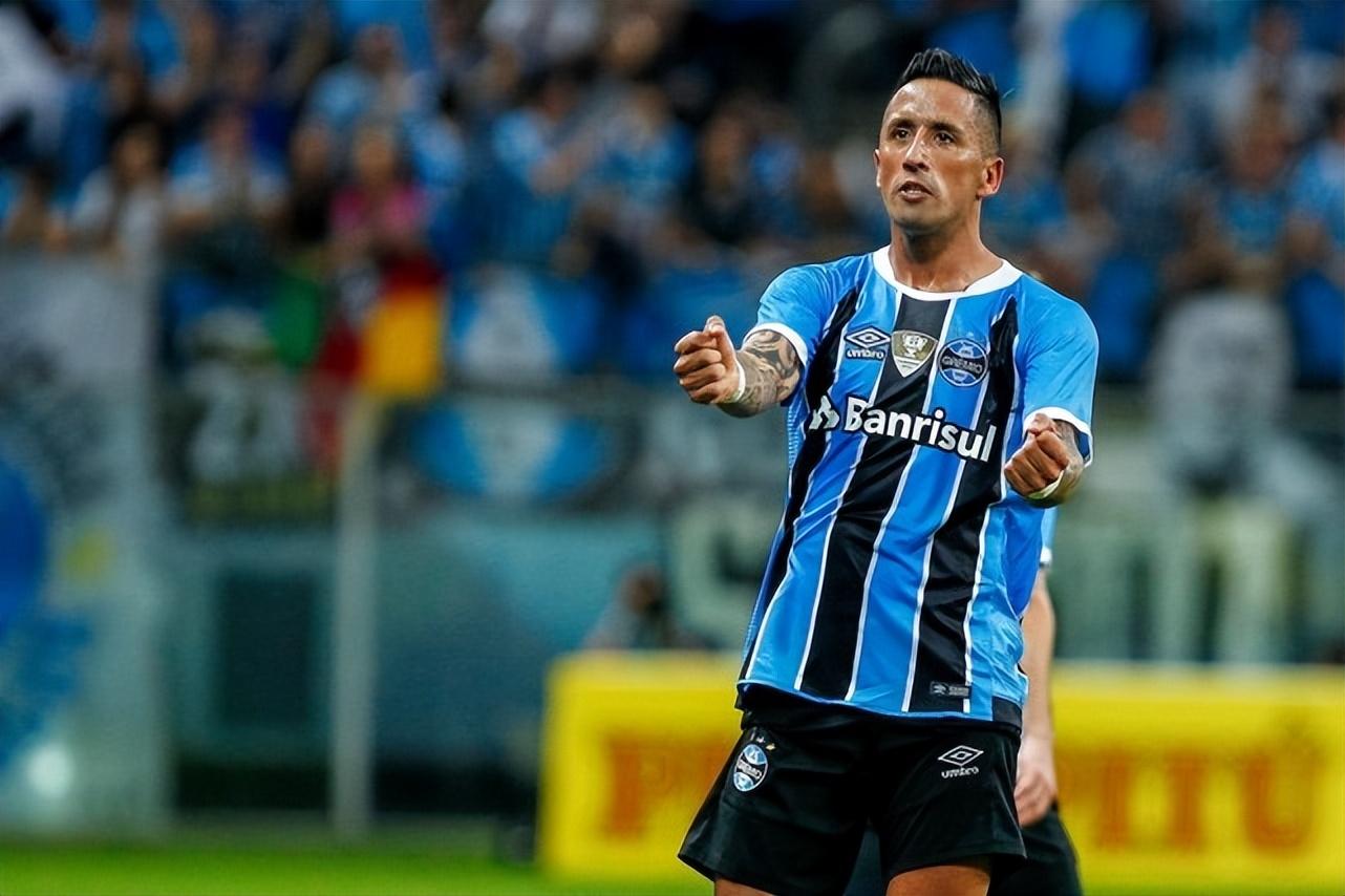 卢卡斯·巴里奥斯(37岁恒大旧将宣布退役!集齐三座冠军奖杯,仍遭中国球迷唾弃)