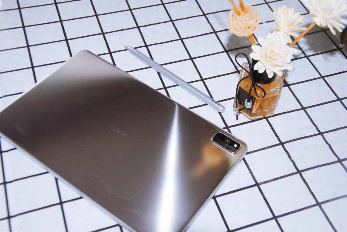 给孩子买平板电脑哪个品牌好（孩子用的平板哪款好）