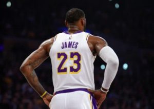 最蓝点詹皇错失最后夺冠机会（NBA动态：曼巴佛狼创史上最强一届名人堂 詹皇错失最后争冠机会？）-华海博客