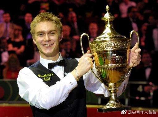 温布利大师赛决赛保罗亨特(「回望经典」斯诺克大师赛上的“台坛小贝”-保罗·亨特)