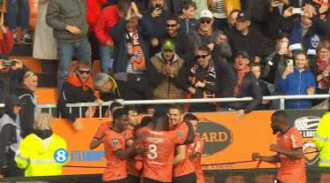 法甲比分最新比赛结果(法甲-内马尔传射&赛季15球12助攻 巴黎2-1洛里昂6连胜)