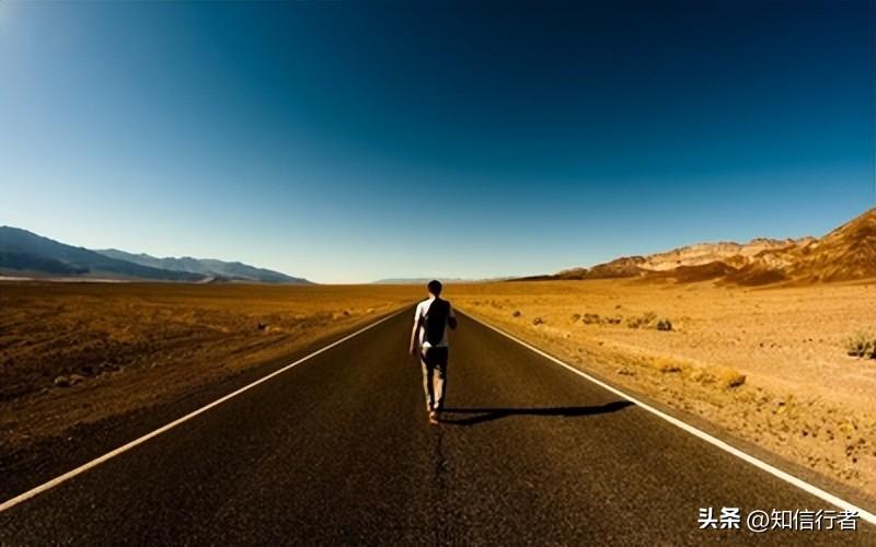 当下什么行业赚钱最快（逆向思维：赚钱底层逻辑都是相通的，三个快速赚钱的小生意）