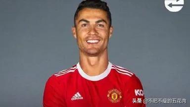 C罗和梅西谁强谁弱(生涯冠军数对比,C罗35比39落后梅西,冠军质量C罗能否反超?)