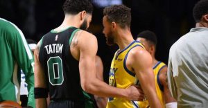 整体阵容缺陷暴露（机会来了！绿衫军阵容存在一大致命缺陷，库里拿FMVP希望大增）-华海博客