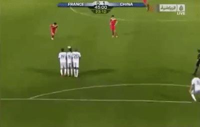 中国男足第一次进世界杯战绩（细数国足历史上，那些令人难忘的第一次）